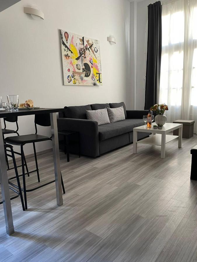 Central Suites Aegina 1 Exteriör bild